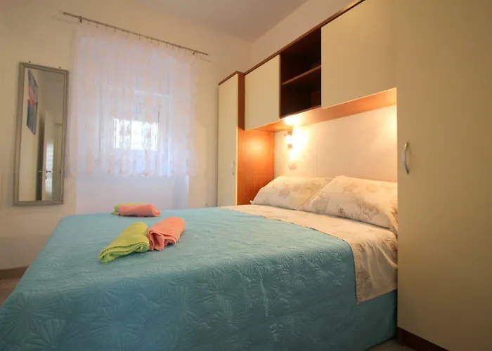 Hundefreundliches Im Zentrum Von Und Nur 400 Meter Zum Апартаменти Пореч