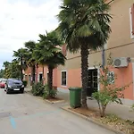 Apartment Hundefreundliches Im Zentrum Von Und Nur 400 Meter Zum